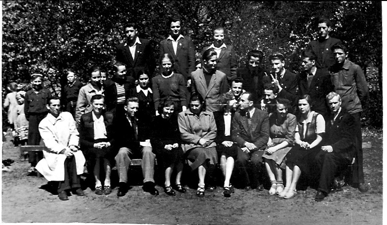 1954 r