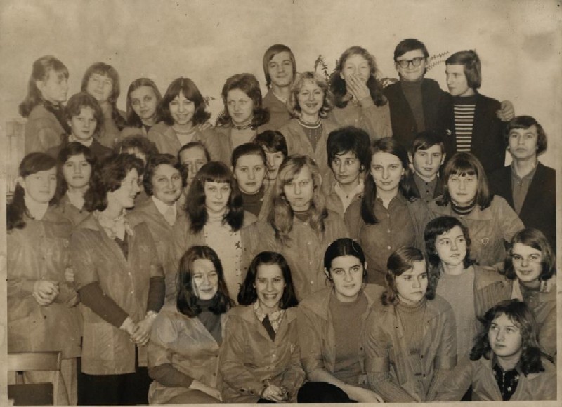 4a 1976