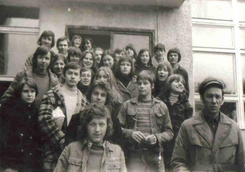 4d 1979