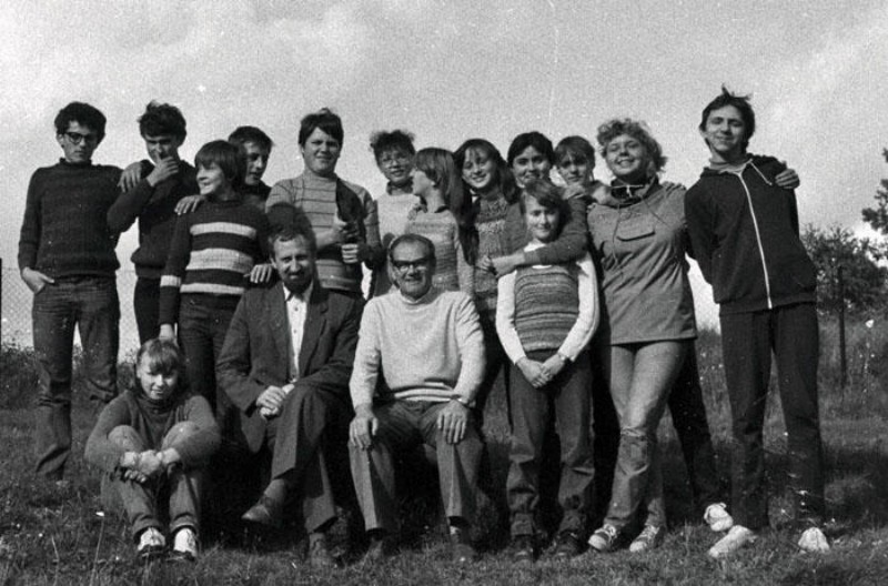 1985 r. 4a