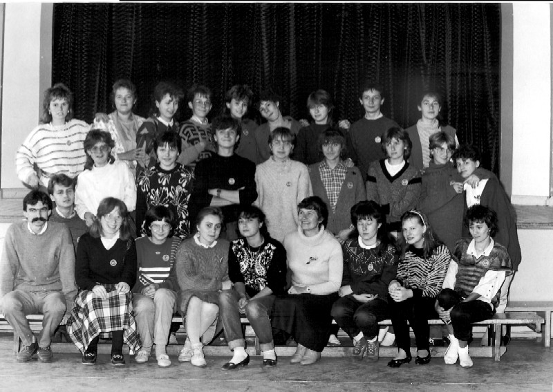 1990 4a