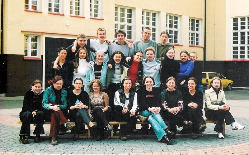2003_4c 2003_4c