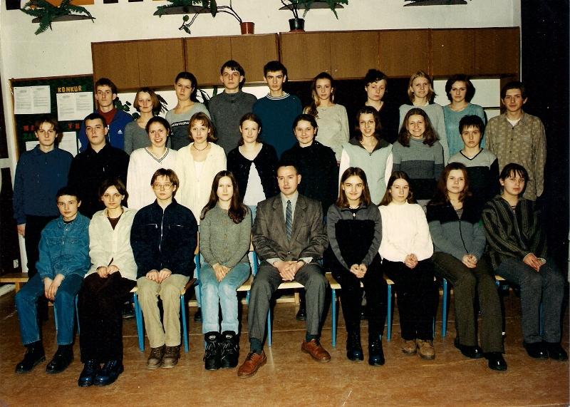 2003_4e 2003_4e