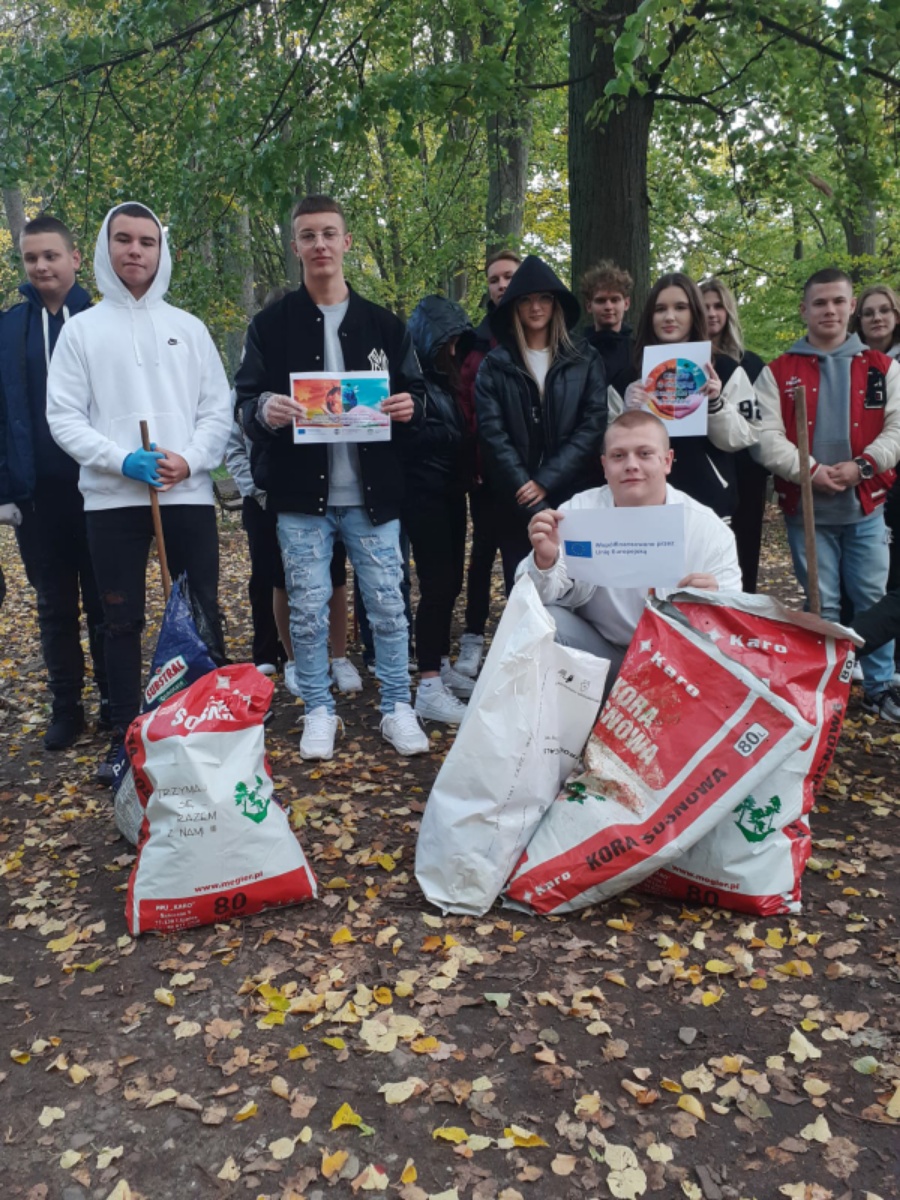sprzątanie świata 2022