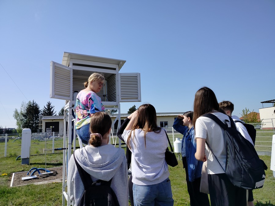 1 b stacja meteorologiczna