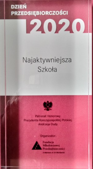 FMP statuetka