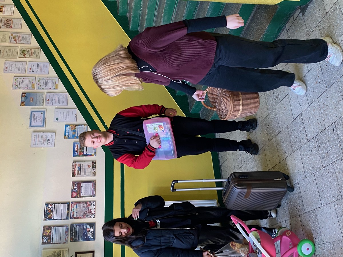 dzień bez plecaka 