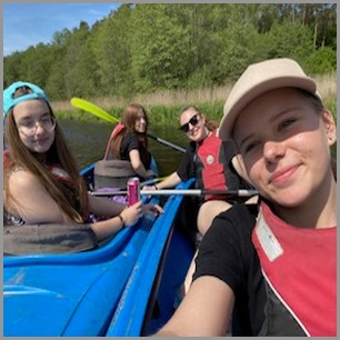 Spływ kajakowy klas pierwszych