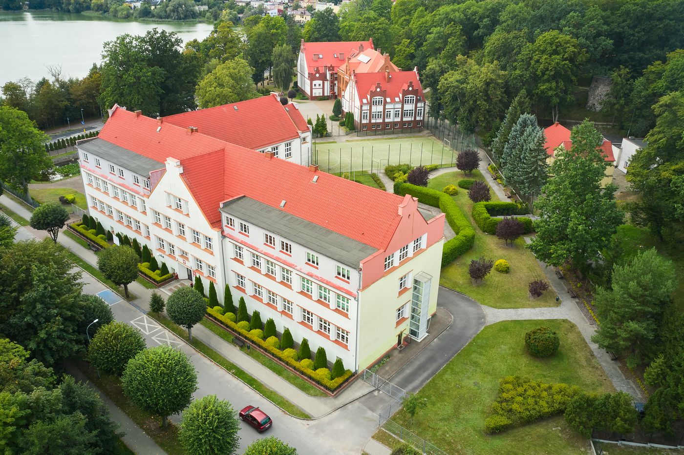 2023 budynek szkoły