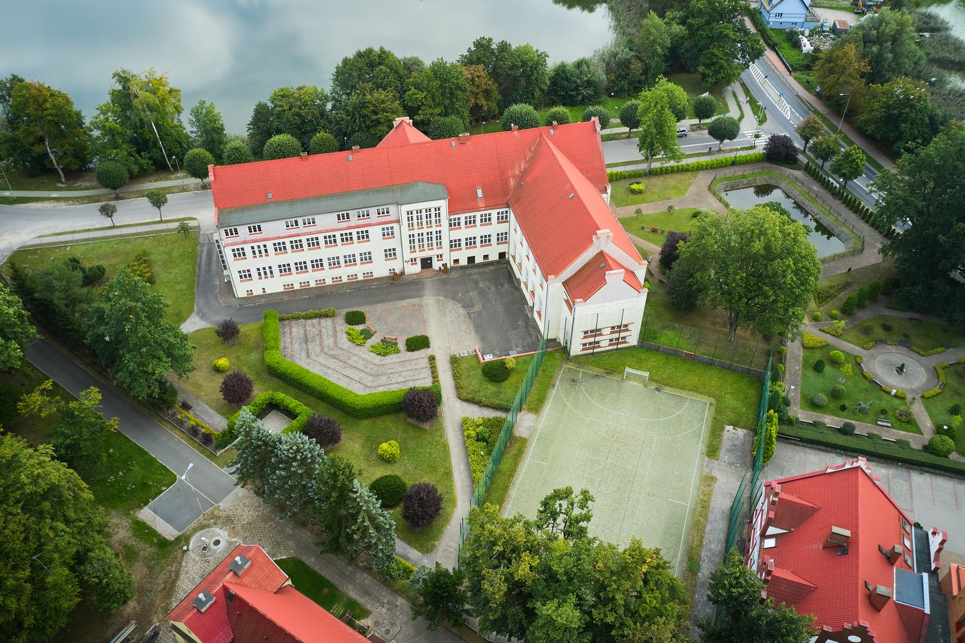 2023 budynek szkoły